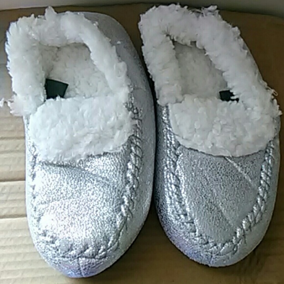 JEFFREY BANKS Sherpa Moccasin Slippers - Picture 1 of 4